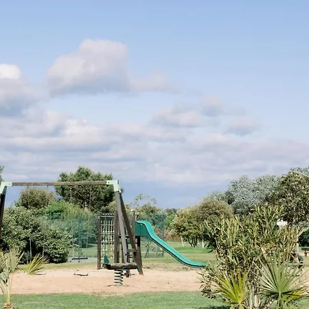 Le De Lyxie-nature Et Sports Tatil parkı