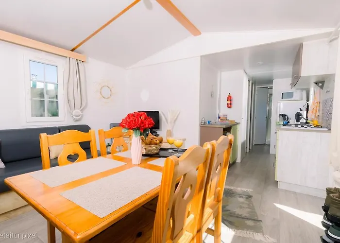 Le De Lyxie-nature Et Sports Ferienpark Talmont-Saint-Hilaire