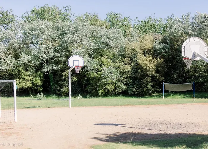 Ferienpark Le De Lyxie-nature Et Sports