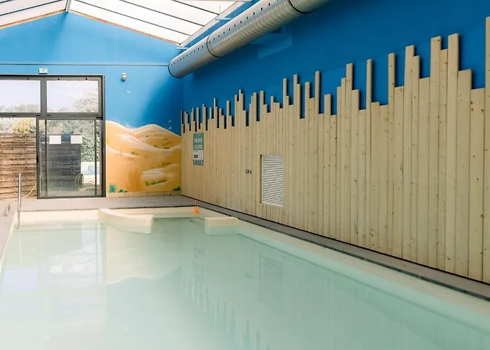 Le De Lyxie-nature Et Sports Ferienpark Talmont-Saint-Hilaire